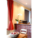 Uchwyt na butelki z drewna i stali na 18 butelek